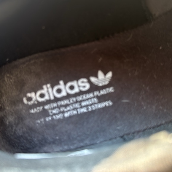 Adidas NMD size 7 - Picture 5 of 6